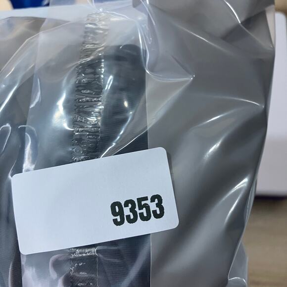 Nike Dri-Fit Quarter Zip Pullover Womens Size Large Black Athletic Running Shirt - Picture 9 of 9